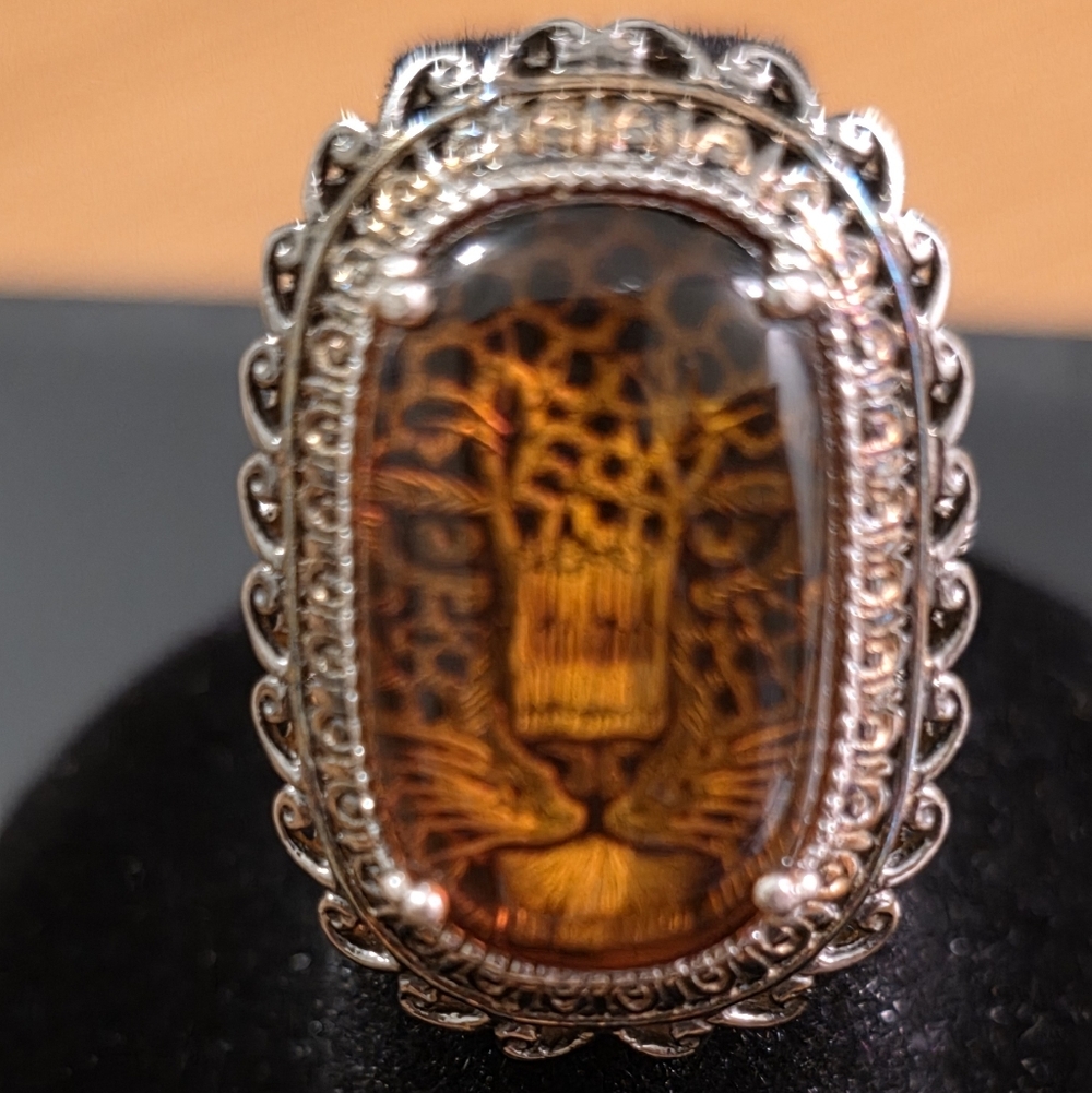 Wild Elegance Silver and Brown Leopard Ring